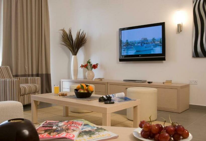 جناح سوبيريور, Capital Coast Resort And Spa