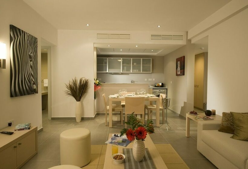 جناح سوبيريور, Capital Coast Resort And Spa