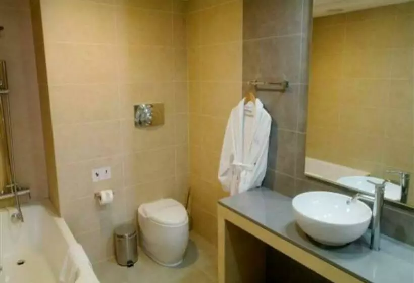 سوییت سوپریور با چشم‌انداز دریا, Capital Coast Resort And Spa