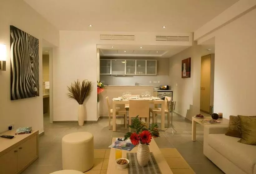 سوئیت 2 خوابه, Capital Coast Resort And Spa