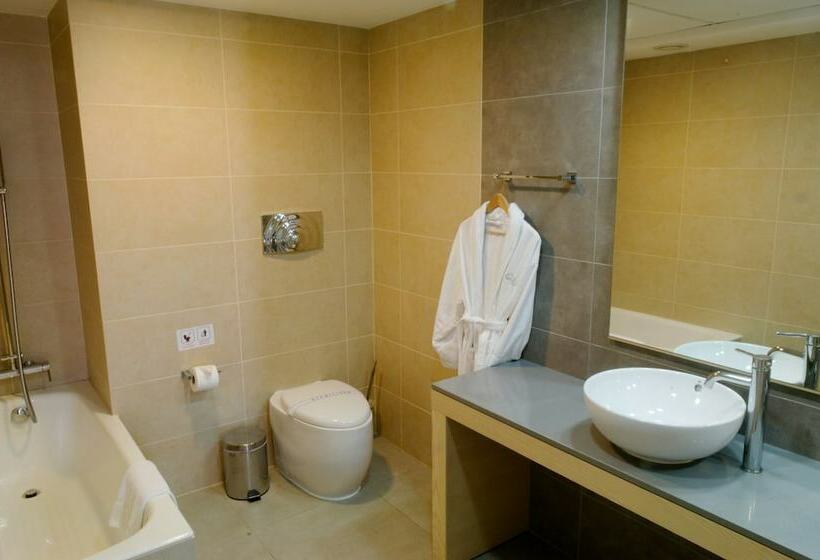 جناح 3 غرف نوم, Capital Coast Resort And Spa