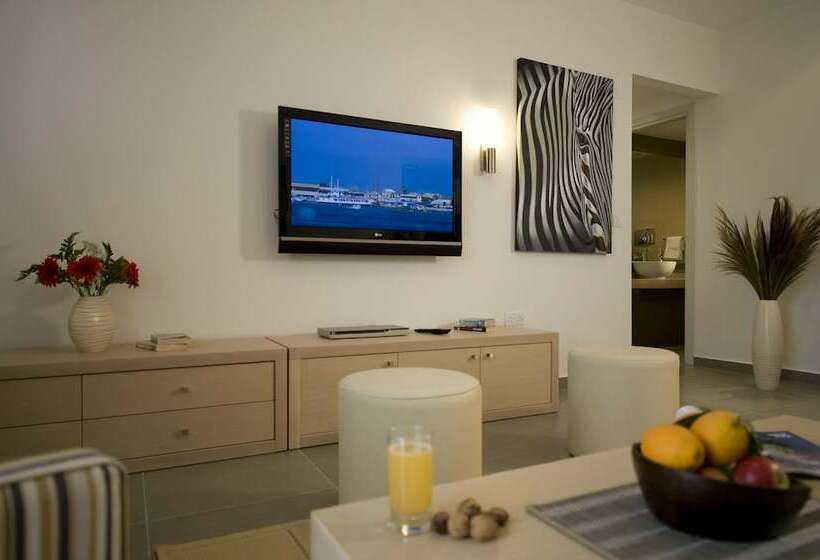 جناح سوبيريور غرفتين نوم, Capital Coast Resort And Spa