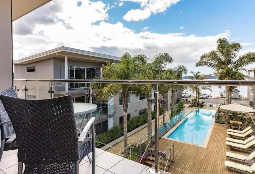 海の見える２ベッドルームアパートメント, Edgewater Palms Apartments