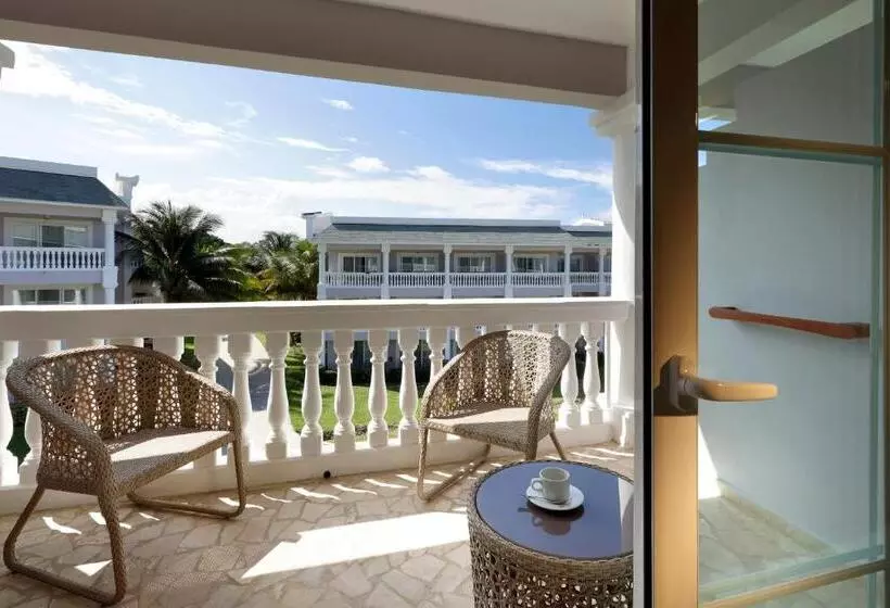 سوئیت جونیور با چشمانداز باغ, Grand Palladium Lady Hamilton Resort & Spa - All Inclusive