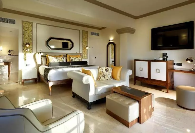 سوییت با چشمانداز دریا, Grand Palladium Lady Hamilton Resort & Spa - All Inclusive