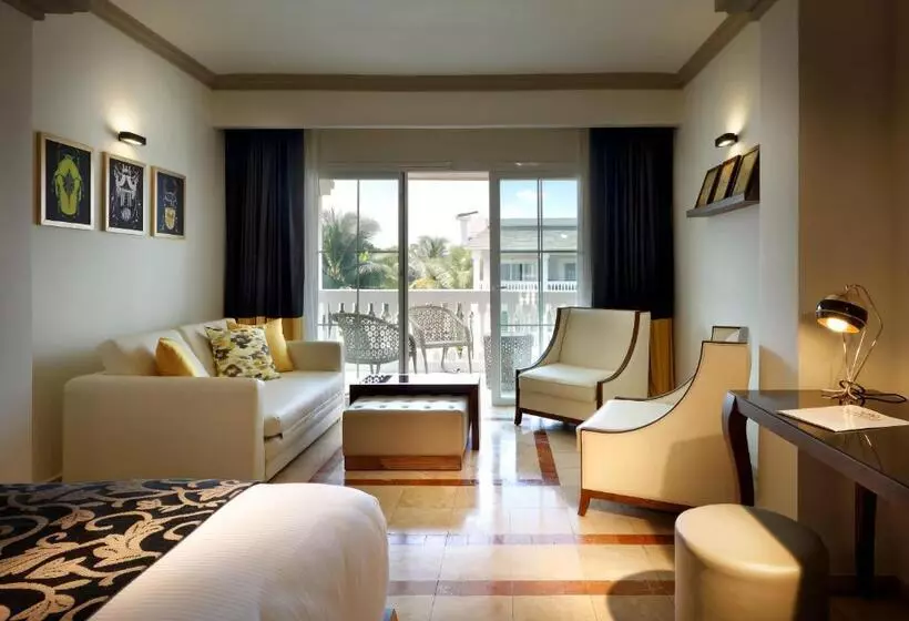 سوییت جونیور با چشمانداز دریا, Grand Palladium Lady Hamilton Resort & Spa - All Inclusive