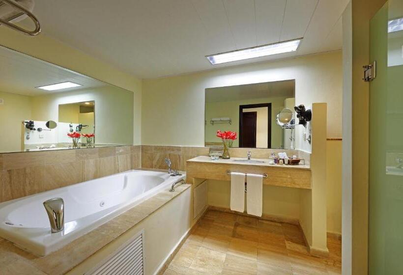 주니어 스위트, Grand Palladium Lady Hamilton Resort & Spa - All Inclusive