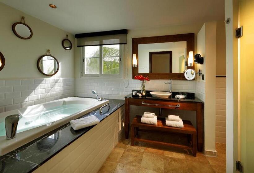 주니어 스위트 바다 전망, Grand Palladium Lady Hamilton Resort & Spa - All Inclusive