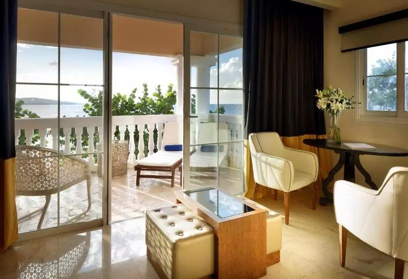 سوییت با چشمانداز دریا, Grand Palladium Lady Hamilton Resort & Spa - All Inclusive