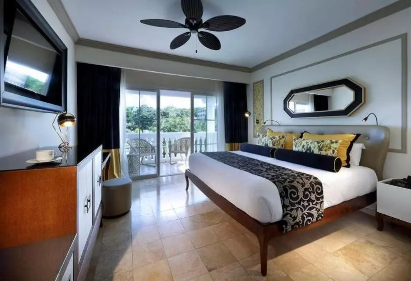 سوییت با چشمانداز پانوراما, Grand Palladium Lady Hamilton Resort & Spa - All Inclusive