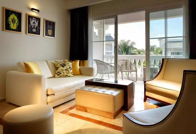 سوییت با چشمانداز دریا, Grand Palladium Lady Hamilton Resort & Spa - All Inclusive