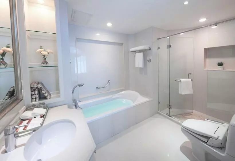 سوییت اجرایی, Grande Centre Point Hotel Ratchadamri Bangkok