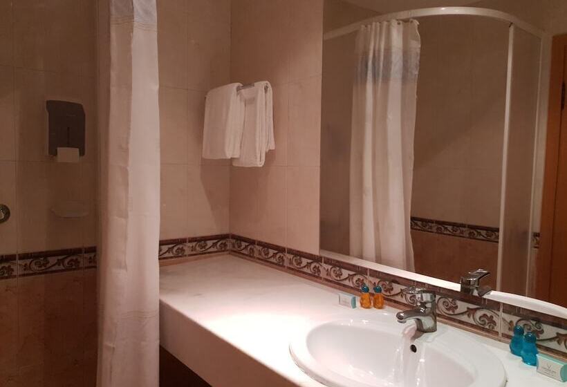 스탠다드 룸, Lebed