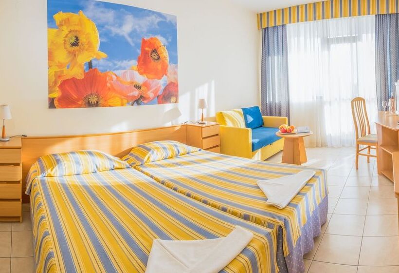 스탠다드 룸, Lebed