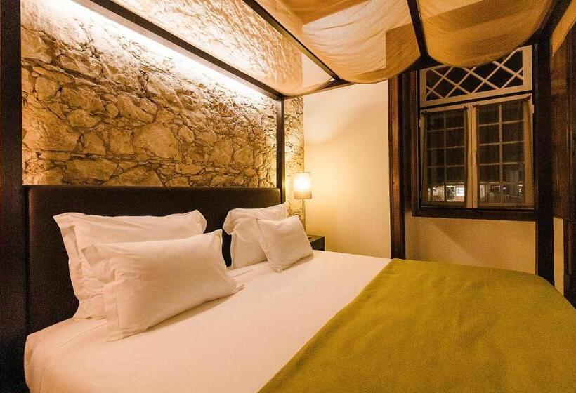 古典房间, Lusitano