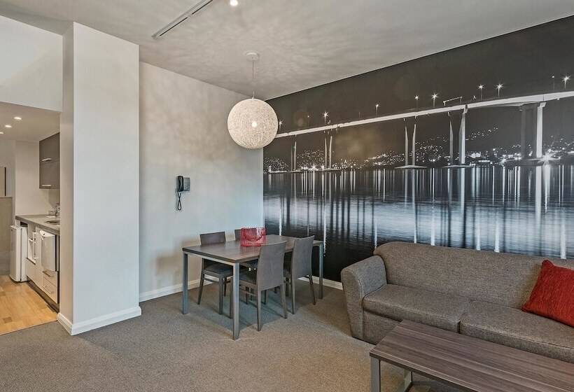 家族用アパートメント, Mantra One Sandy Bay Road