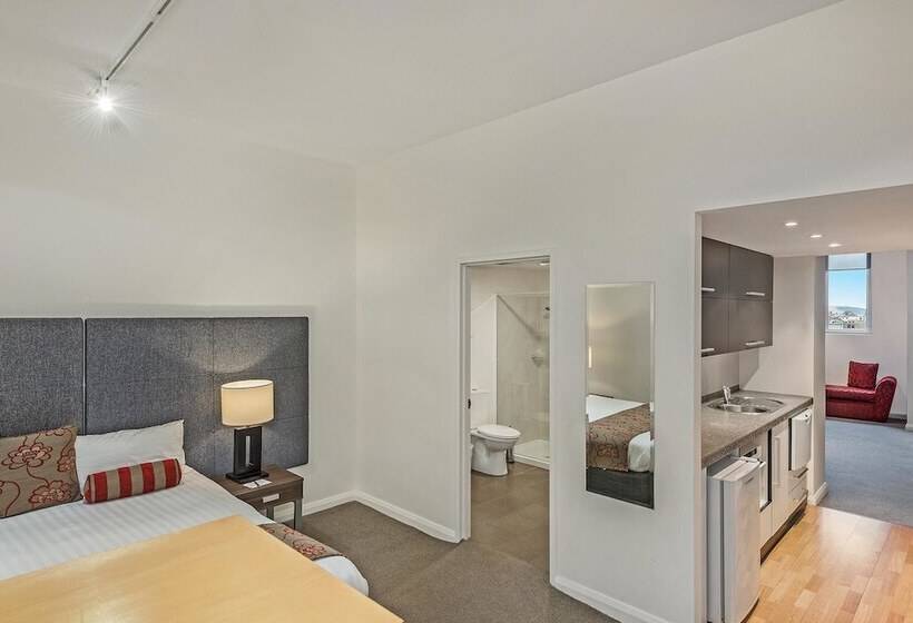 家族用アパートメント, Mantra One Sandy Bay Road