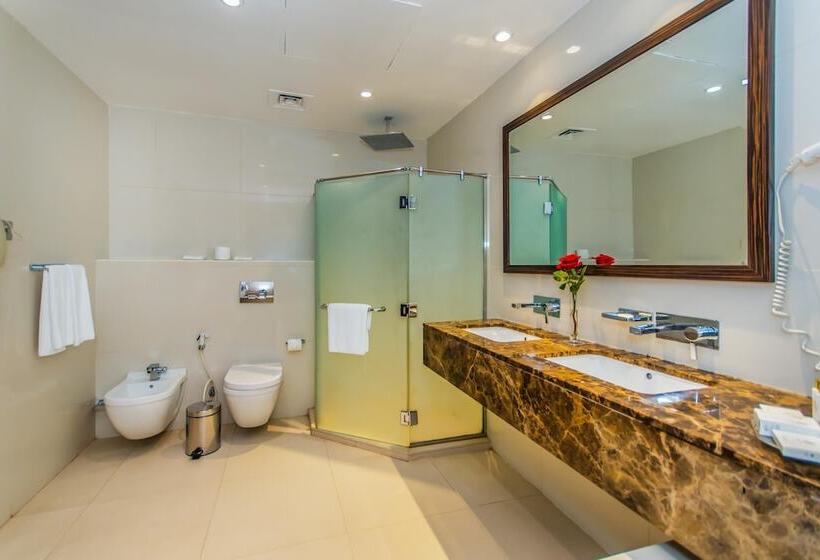 غرفة سوبيريور, Mirfa