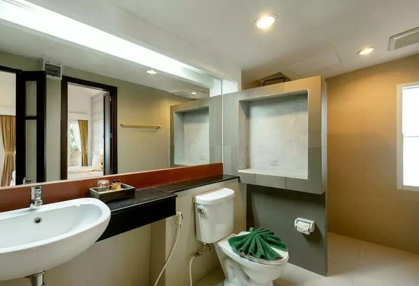 بانگلوی سوپریور, Nakara Long Beach Resort   Sha Extra Plus