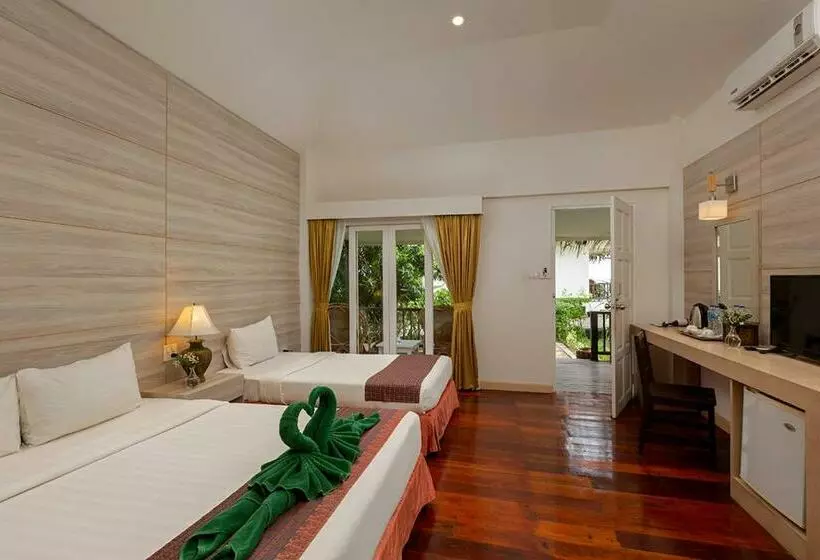 بانگلوی سوپریور, Nakara Long Beach Resort   Sha Extra Plus