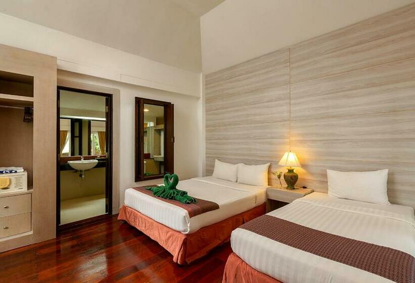 スーペリアーバンガロー, Nakara Long Beach Resort Sha Extra Plus