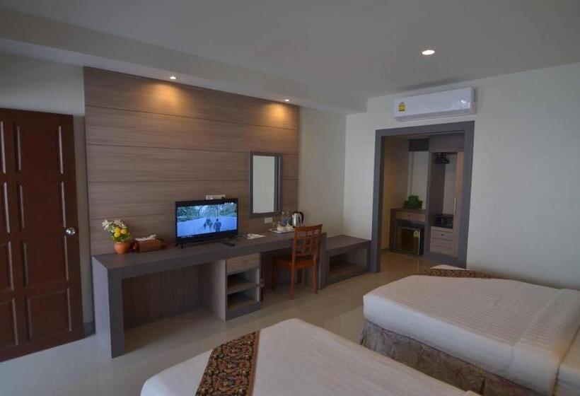 スーペリアーバンガロー, Nakara Long Beach Resort Sha Extra Plus