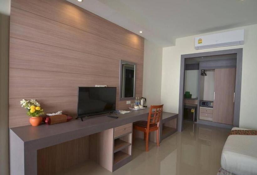 スーペリアーバンガロー, Nakara Long Beach Resort Sha Extra Plus