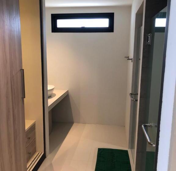 スイート, Nakara Long Beach Resort Sha Extra Plus