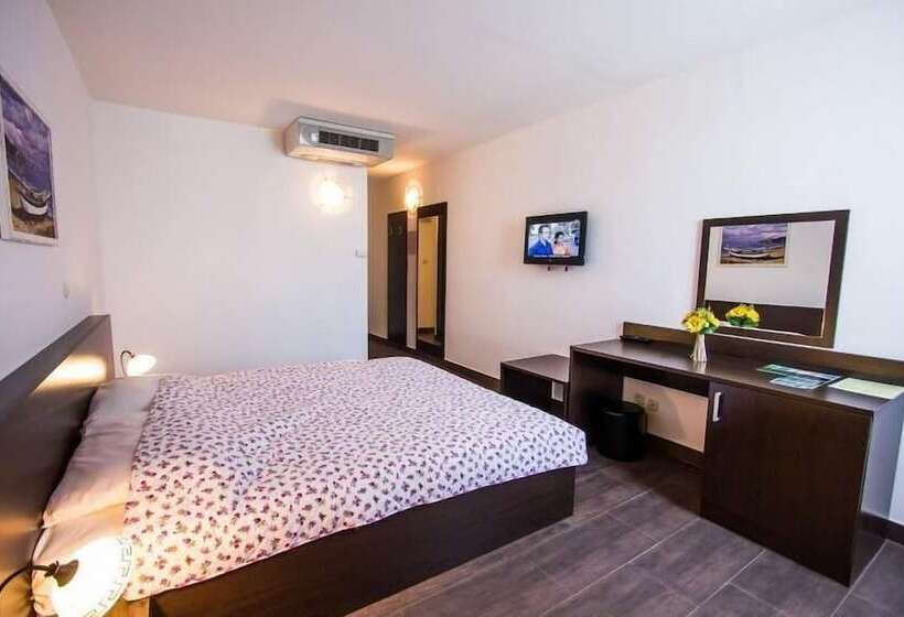 Номер Стандарт, Omorika