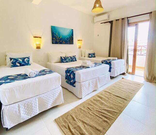 غرفة قياسية إطلالة جانبية علي البحر, Pousada Capitao Thomaz