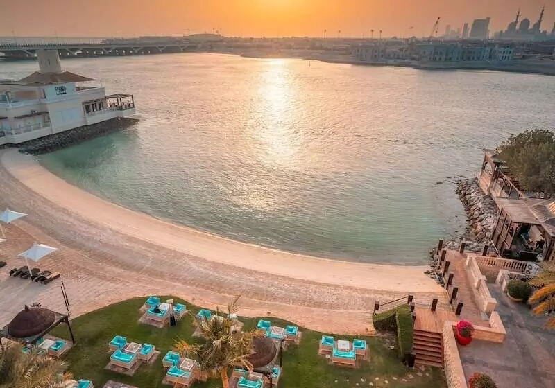 اتاق اجرایی با چشمانداز باغ, Shangri La, Qaryat Al Beri, Abu Dhabi