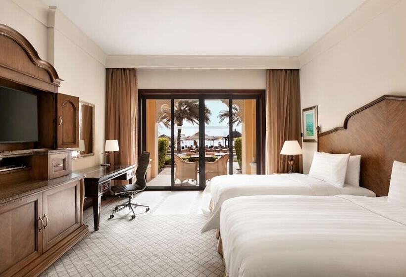 غرفة إدارية مطلة على الحديقة, Shangri La, Qaryat Al Beri, Abu Dhabi