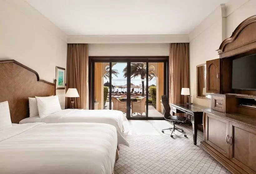 اتاق اجرایی با چشمانداز باغ, Shangri La, Qaryat Al Beri, Abu Dhabi
