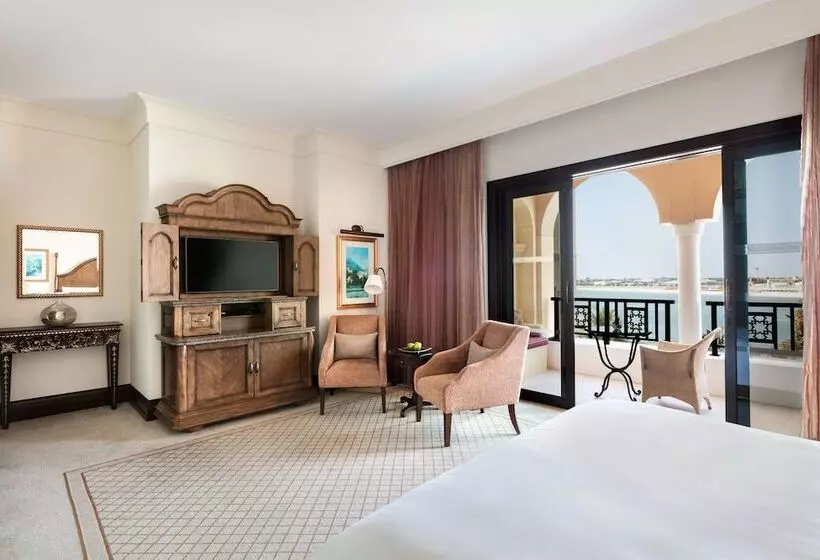 اتاق پرمیوم, Shangri La, Qaryat Al Beri, Abu Dhabi