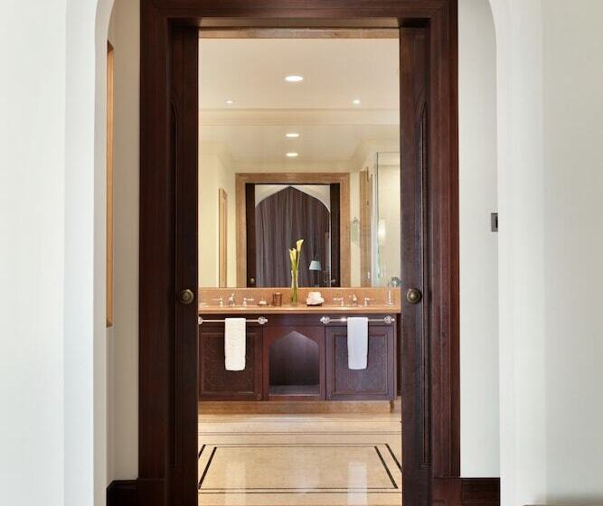 جناح, Shangri La, Qaryat Al Beri, Abu Dhabi