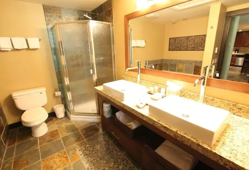 سوییت, Silver Creek Lodge