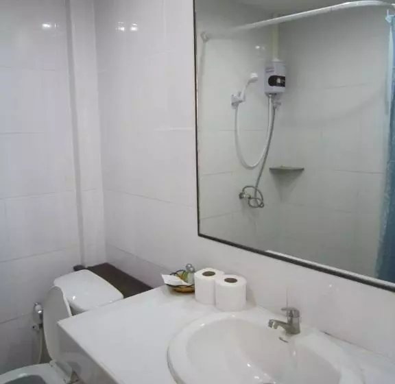 اتاق لوکس با چشم‌انداز, The Palace Aonang Resort
