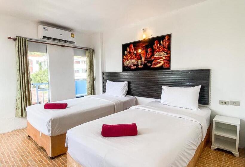 Номер Superior Вид на Город, The Palace Aonang Resort