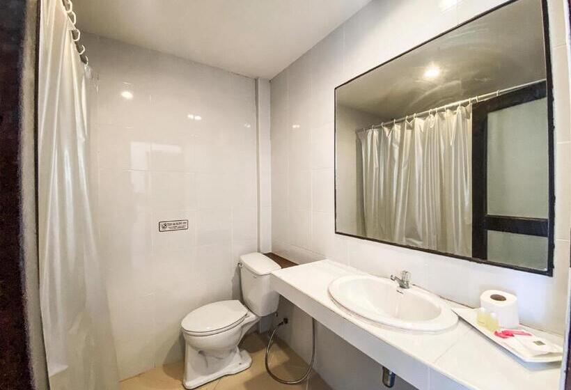 带城市景观的高级房间, The Palace Aonang Resort