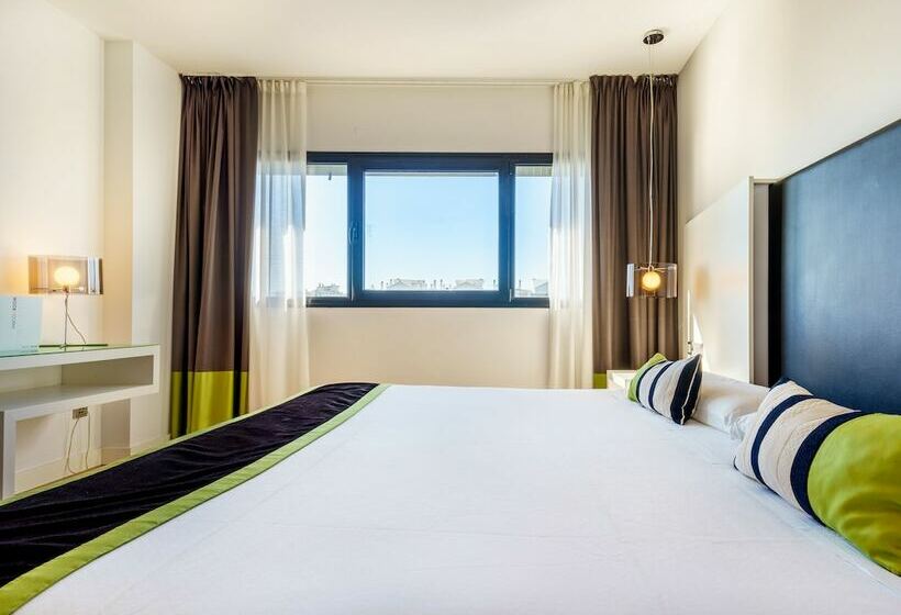 اتاق اکونومی, Catalonia Málaga