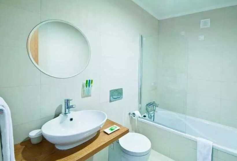 اتاق اساندارد با چشم‌انداز جانبی به دریا, Mareta Beach  Boutique Bed & Breakfast