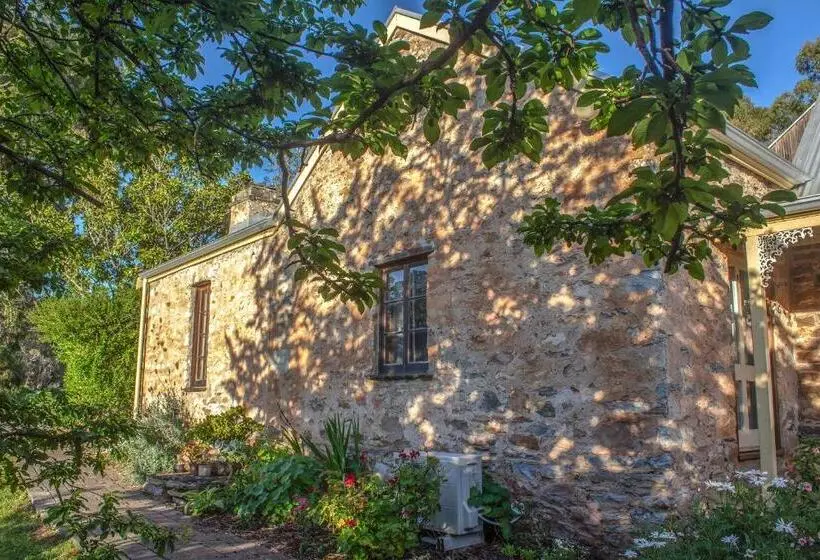 スタンダードスタジオ, Second Valley Cottages And Lodge