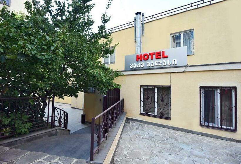 اتاق استاندارد, Vake Palace