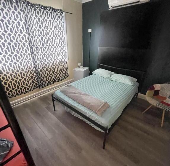 浴室共有ファミリールーム, The Cozy Hostel   Motel