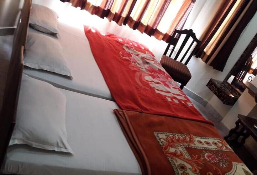 חדר אקונומי, Hari Home