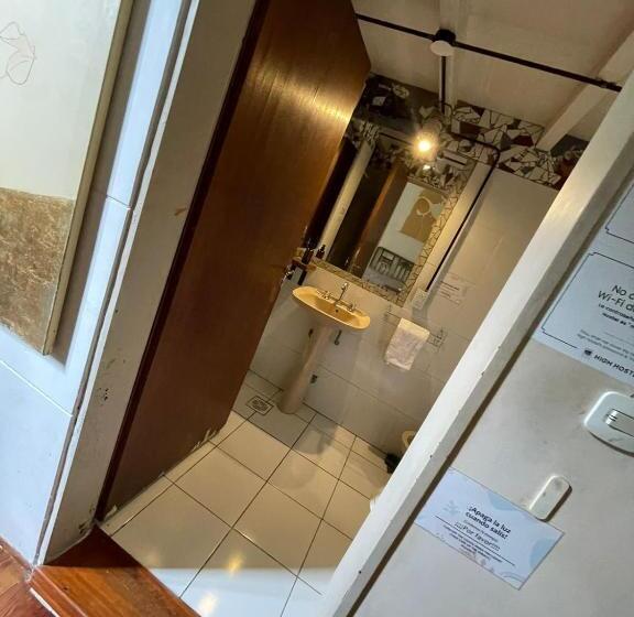 스탠다드 트리플 룸, High Hostel Rosario