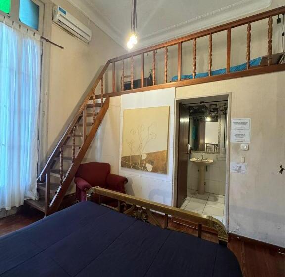 اتاق استاندارد سه نفره, High Hostel Rosario