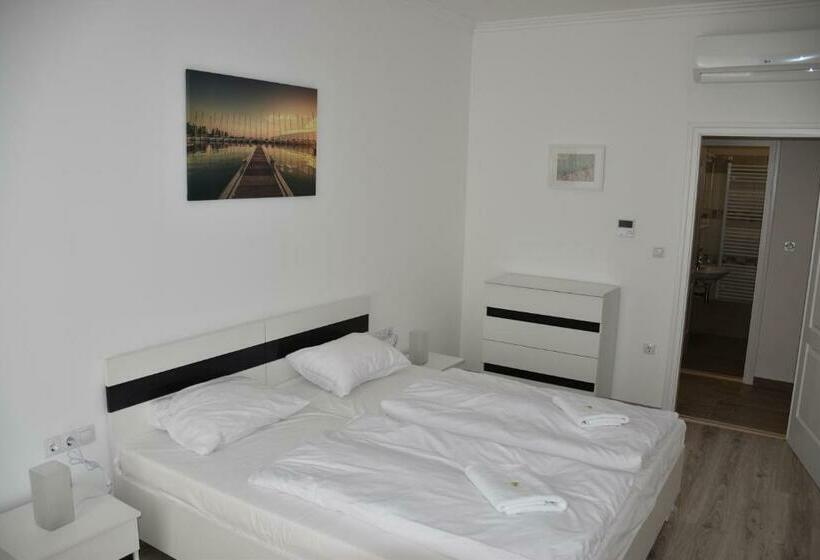 غرفة قياسية, Bl Garden Panzió