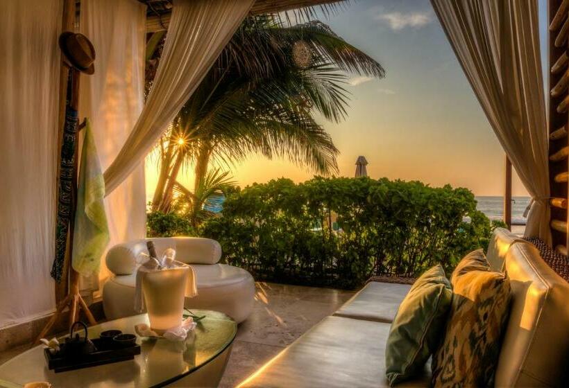 Номер Стандарт Вид на Море, Dco Suites Lounge & Spa