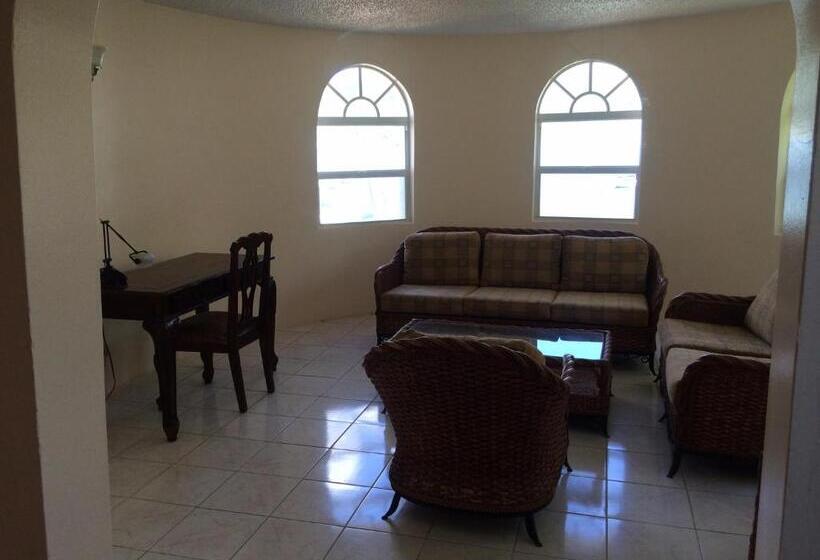 جناح سرير كينج, Fort Burt